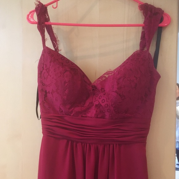 Full length gown in cranberry red, lace bodice! - Picture 3 of 6